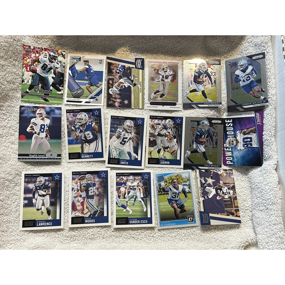 Panini Lot of 17 Dallas Cowboys Football Trading Cards (Z1)